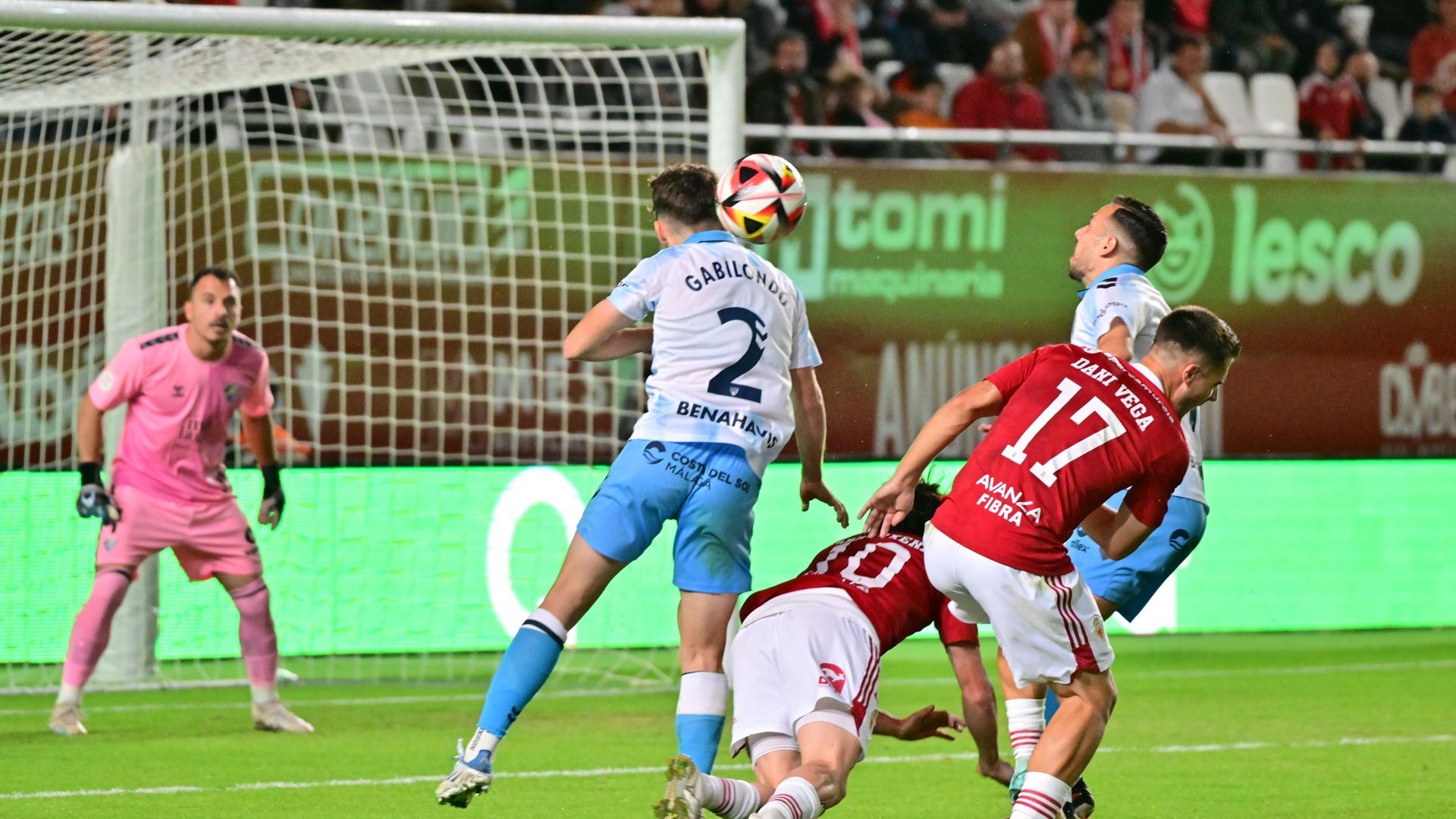 el_malaga_asalto_el_estadio_de_la_condomina_con_un_contundente_1_4_foto_real_murcia.jpeg el_malaga_asalto_el_estadio_de_la_condomina_con_un_contundente_1_4_foto_real_murcia.jpeg