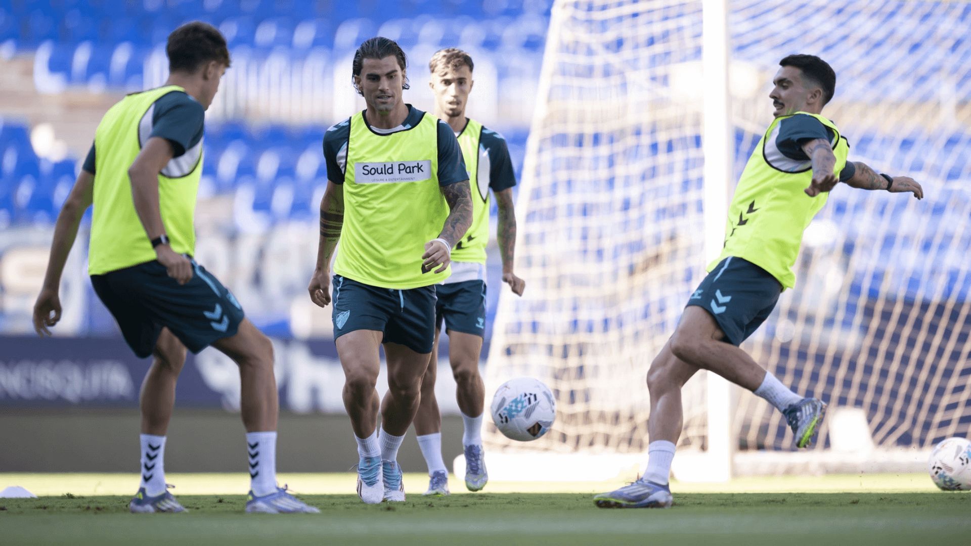 el_malaga_entreno_este_viernes_en_la_rosaleda_foto_mcf.png