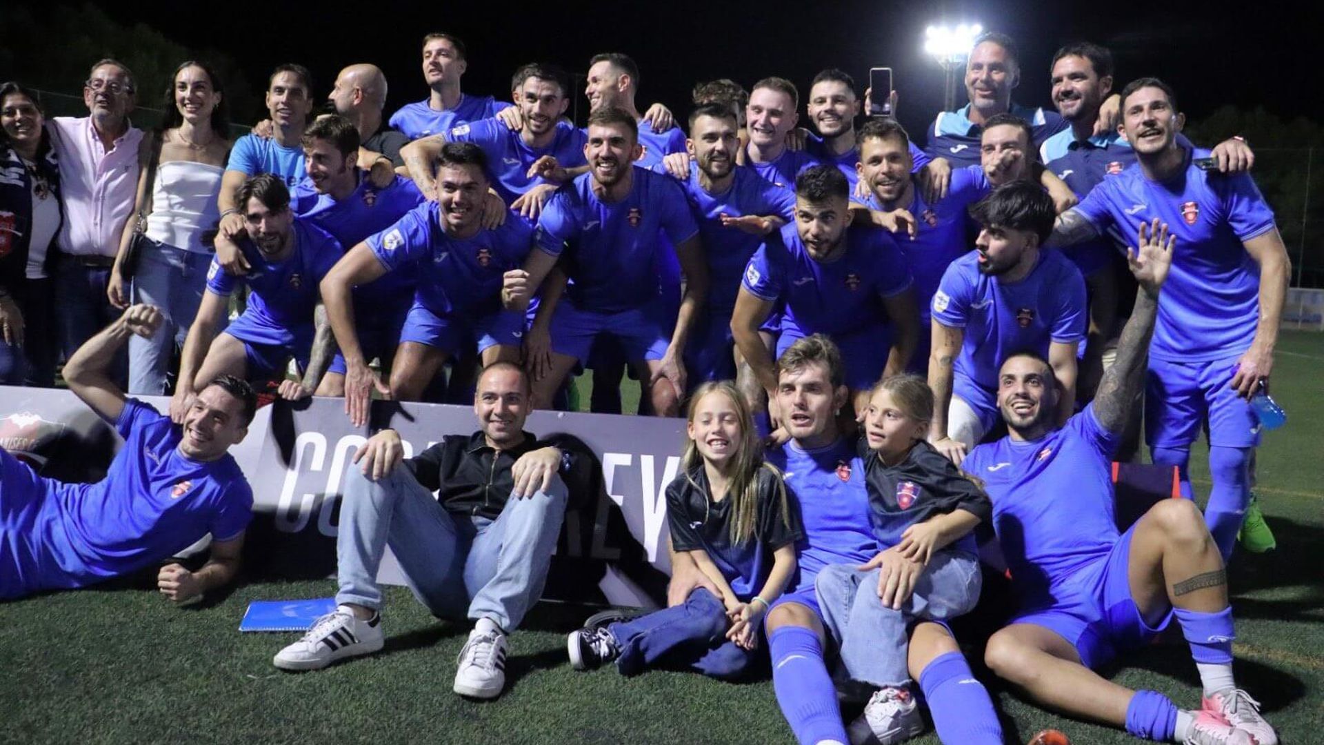 el_manises_a_la_copa_del_rey_004.jpeg el_manises_a_la_copa_del_rey_004.jpeg