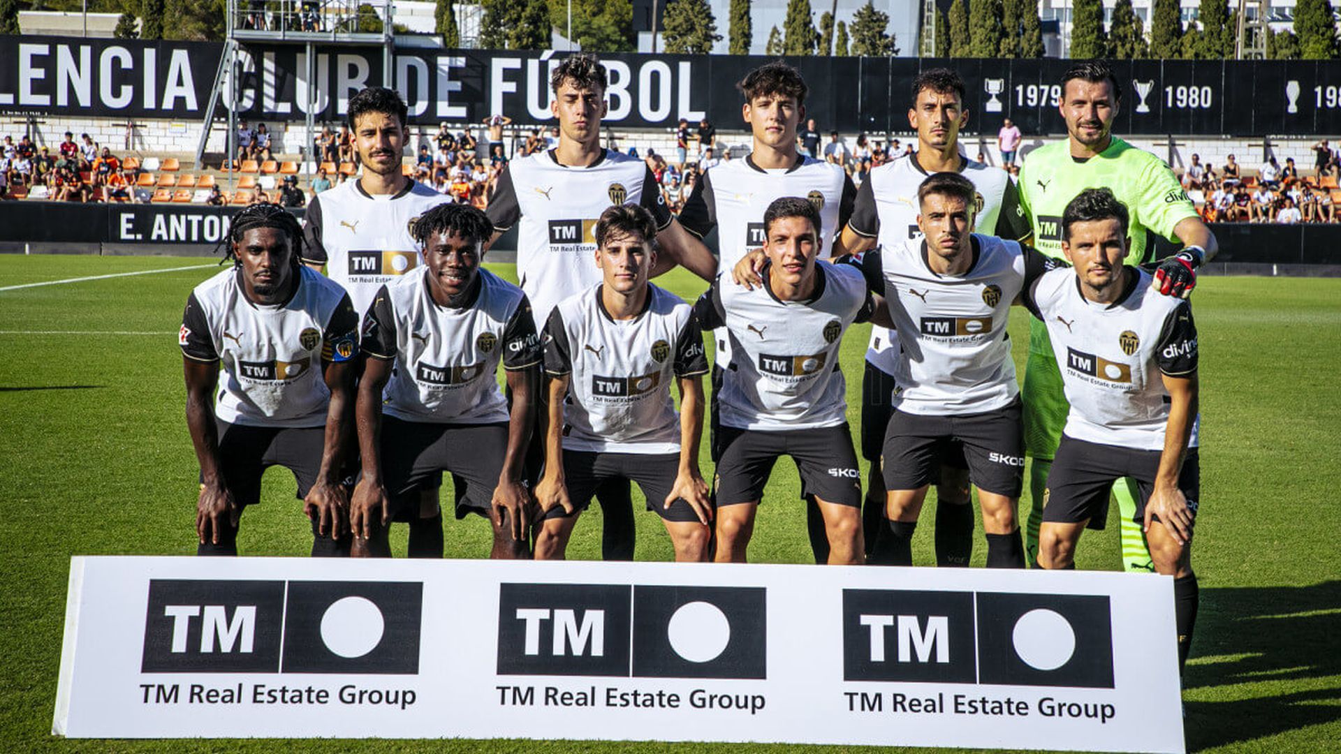 el_once_titular_del_valencia_cf_ante_el_levante_ud_foto_vcf_001.jpg el_once_titular_del_valencia_cf_ante_el_levante_ud_foto_vcf_001.jpg
