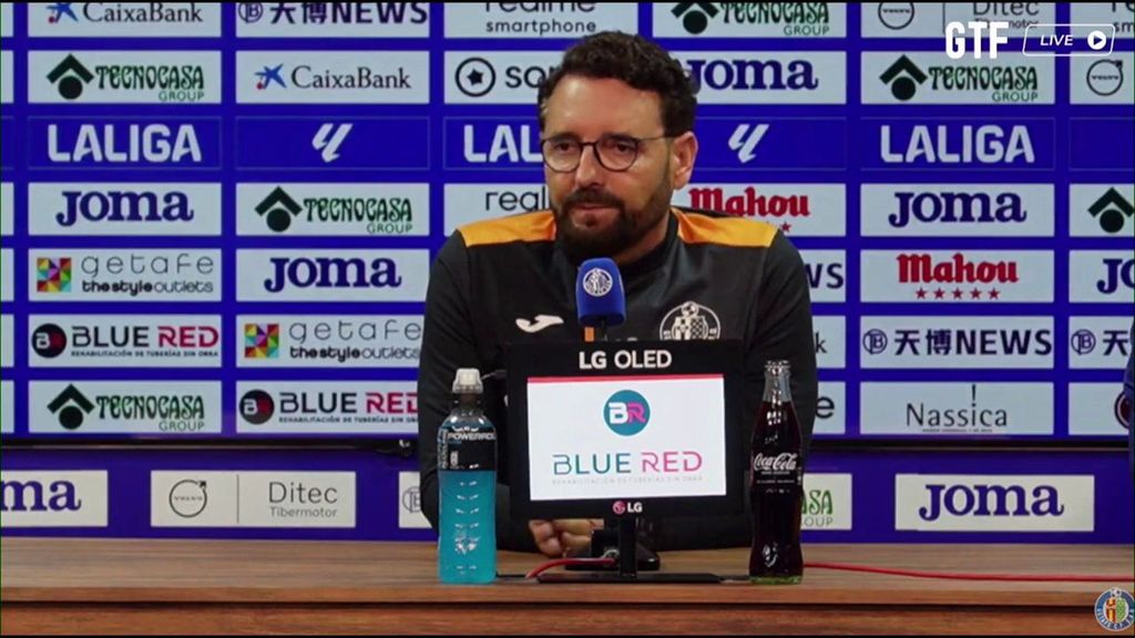 El palo de Bordalás a Xavi por el arbitraje: "Los grandes son los que menos se pueden quejar"