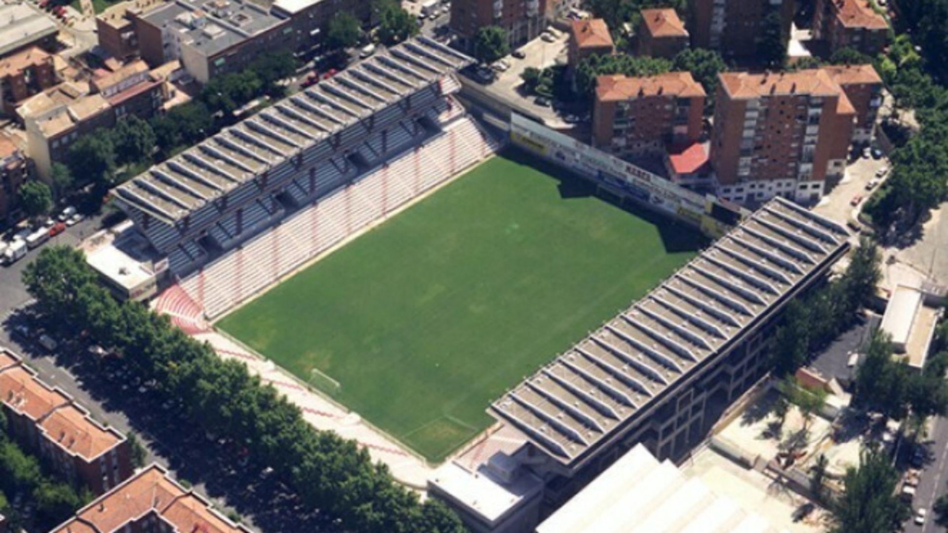 el_rayo_trabaja_en_tres_ubicaciones_en_vallecas_para_su_estadio_hay_un_terreno_cerca_d.jpg el_rayo_trabaja_en_tres_ubicaciones_en_vallecas_para_su_estadio_hay_un_terreno_cerca_d.jpg
