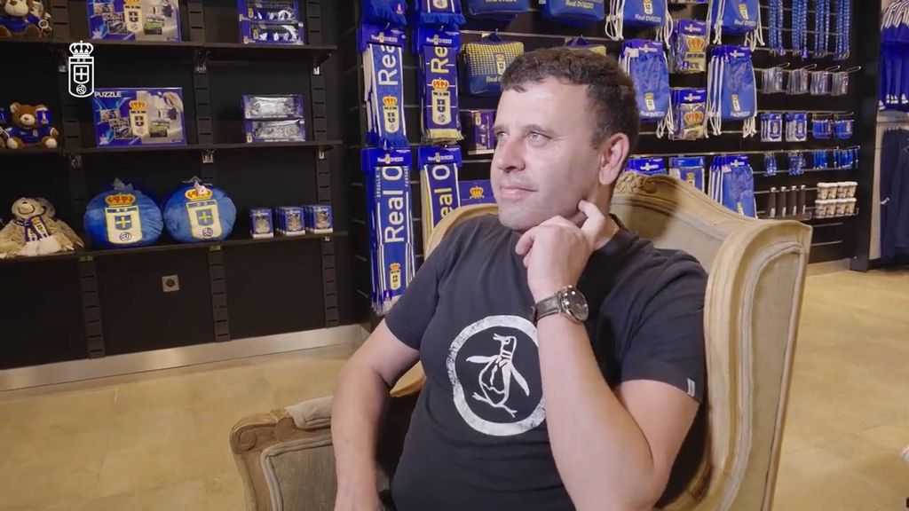 El Real Oviedo hace oficial el fichaje de Romario Ibarra