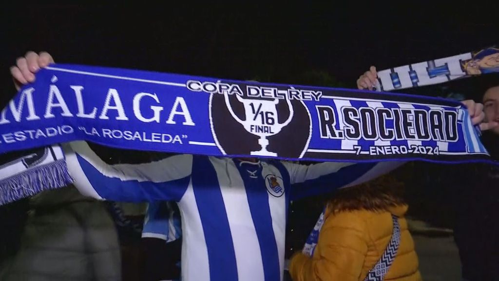 El recibimiento de la Real con los txuri urdines encantados con Málaga
