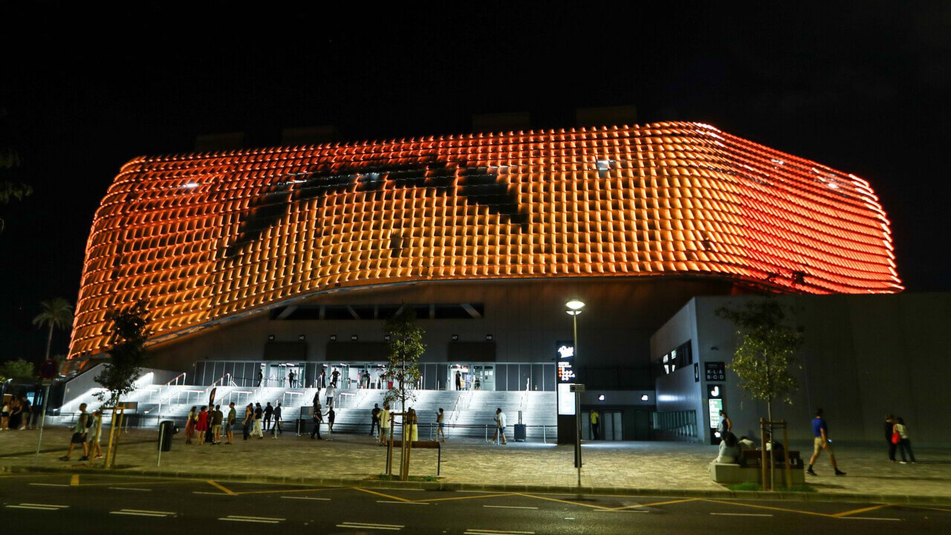el_roig_arena_listo_para_el_valencia_basket_002.jpg el_roig_arena_listo_para_el_valencia_basket_002.jpg
