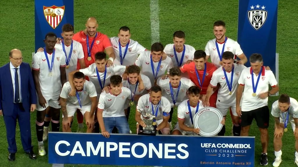 (Mediaset) El Sevilla conquista el Trofeo Antonio Puerta: goles, penaltis y mejores jugadas en vídeo