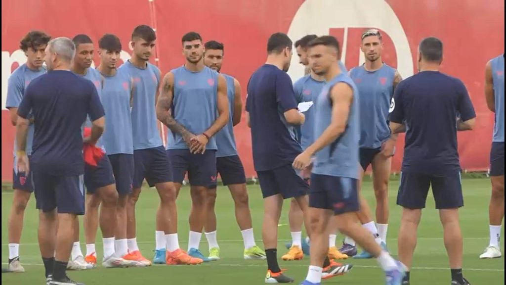 El Sevilla continúa la pretemporada