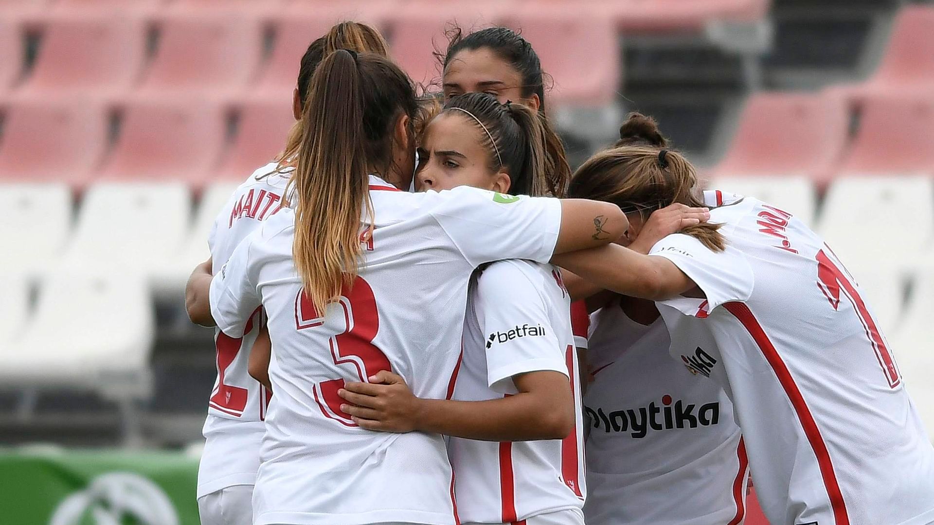 el_sevilla_femenino_celebra_un_gol_ante_el_fundacion_albacete_001.JPG