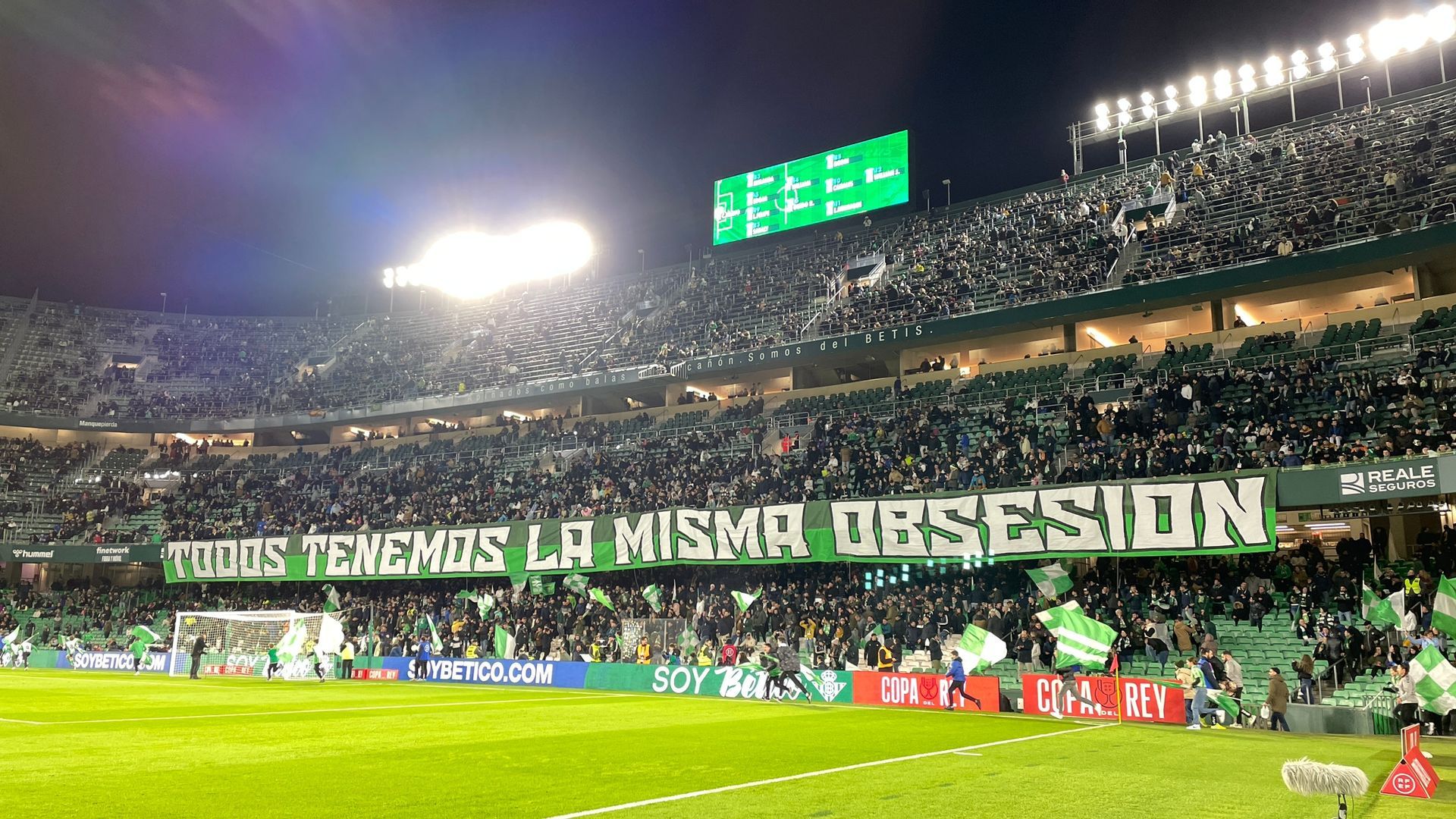 el_tifo_de_gol_sur_1907_en_el_betis_osasuna_foto_kiko_hurtado_001.jpeg