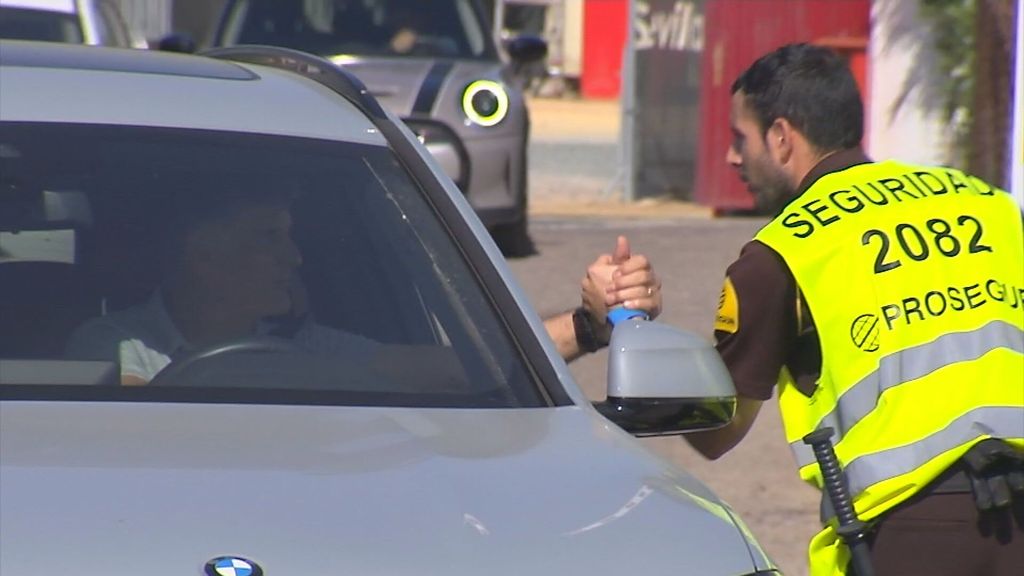 (Mediaset) El último apretón de manos de Mendilibar