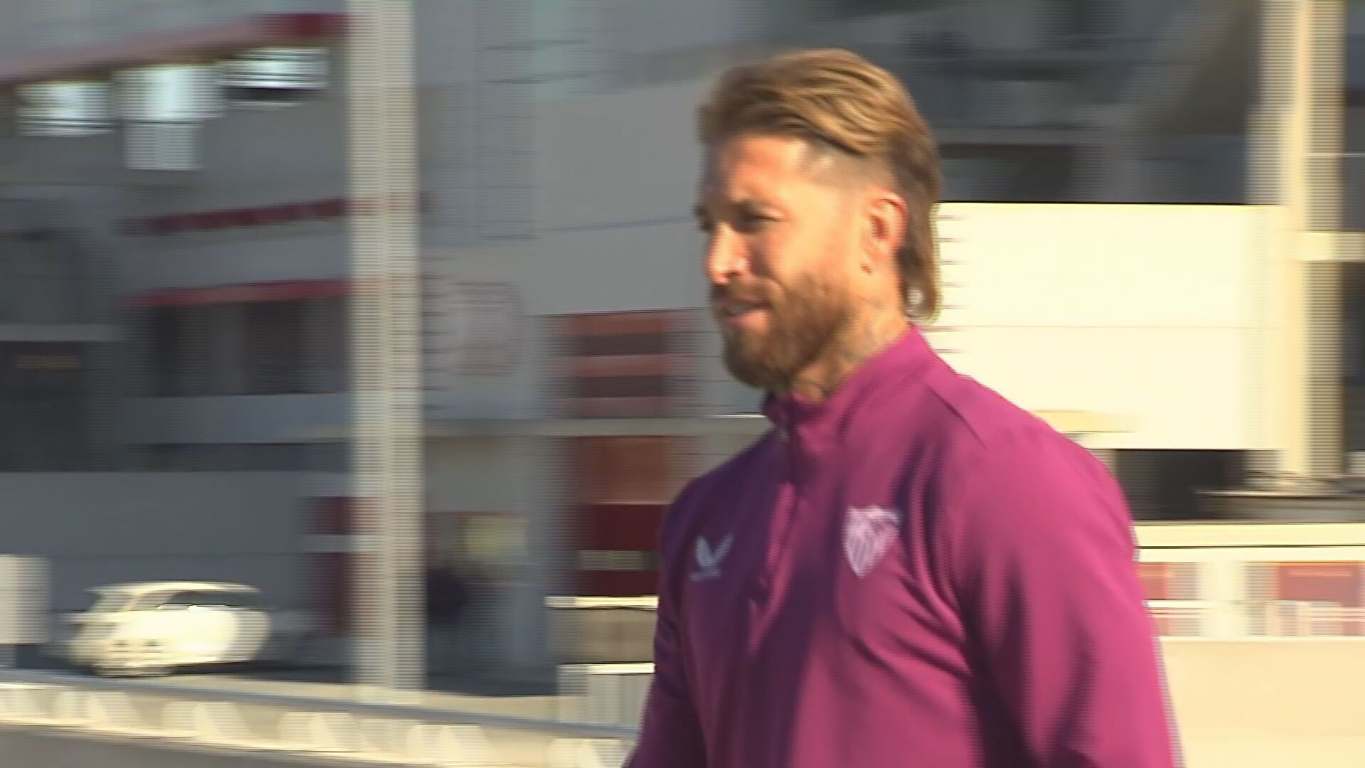 el_vacile_de_sergio_ramos_con_el_buen_tiempo_en_sevilla_que_queremos_quejarnos_tambien.jpeg