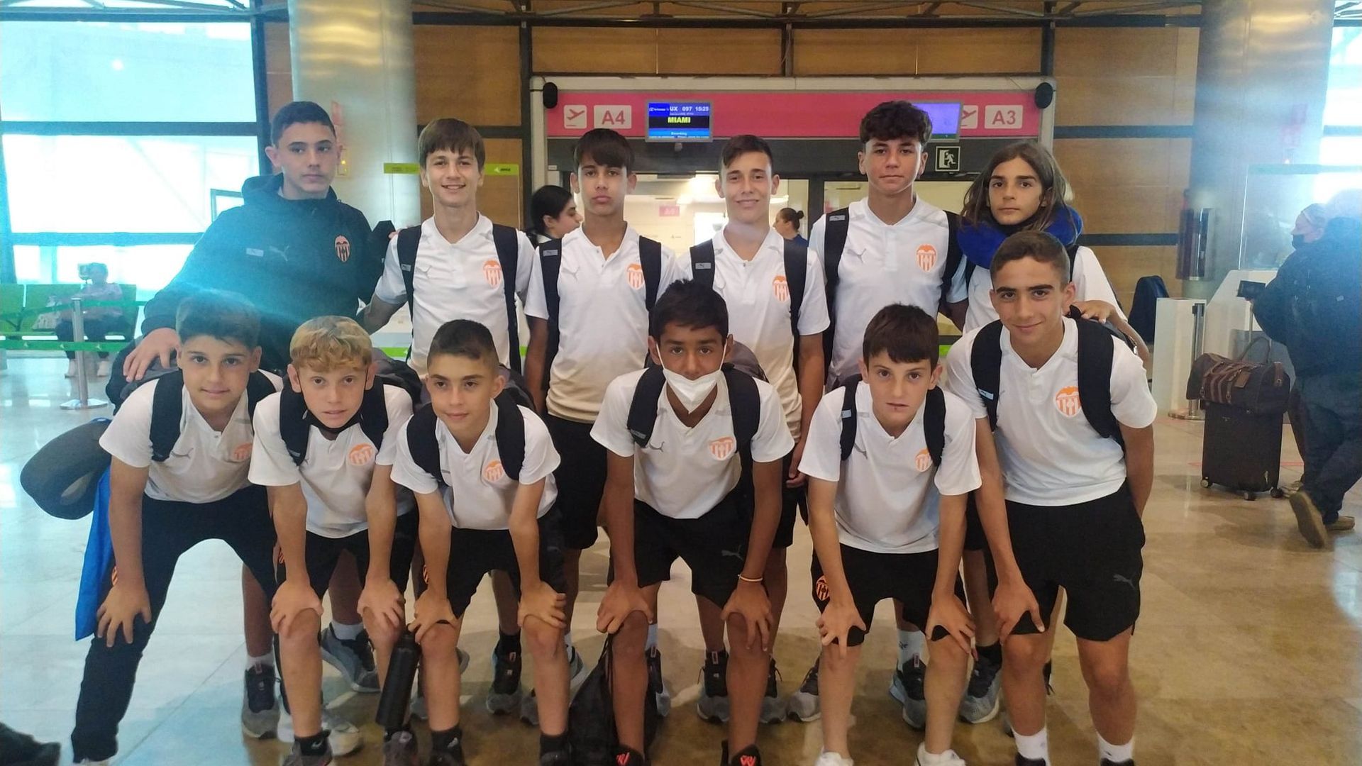 el_valencia_alevin_viaja_a_disneyworldjpeg.jpeg el_valencia_alevin_viaja_a_disneyworldjpeg.jpeg