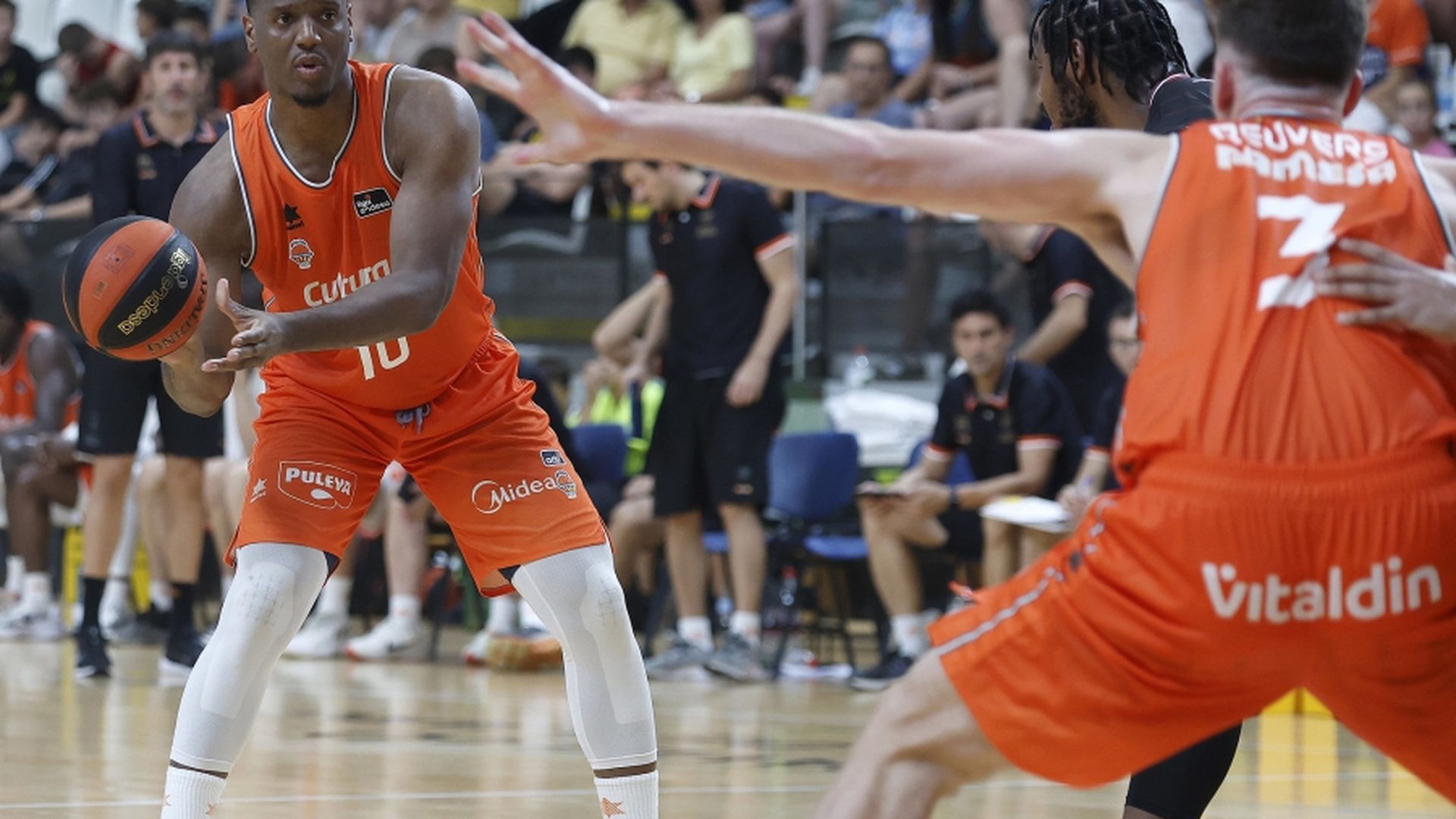 el_valencia_basket_a_por_el_basquet_girona_en_liga_endesa_.jpg el_valencia_basket_a_por_el_basquet_girona_en_liga_endesa_.jpg