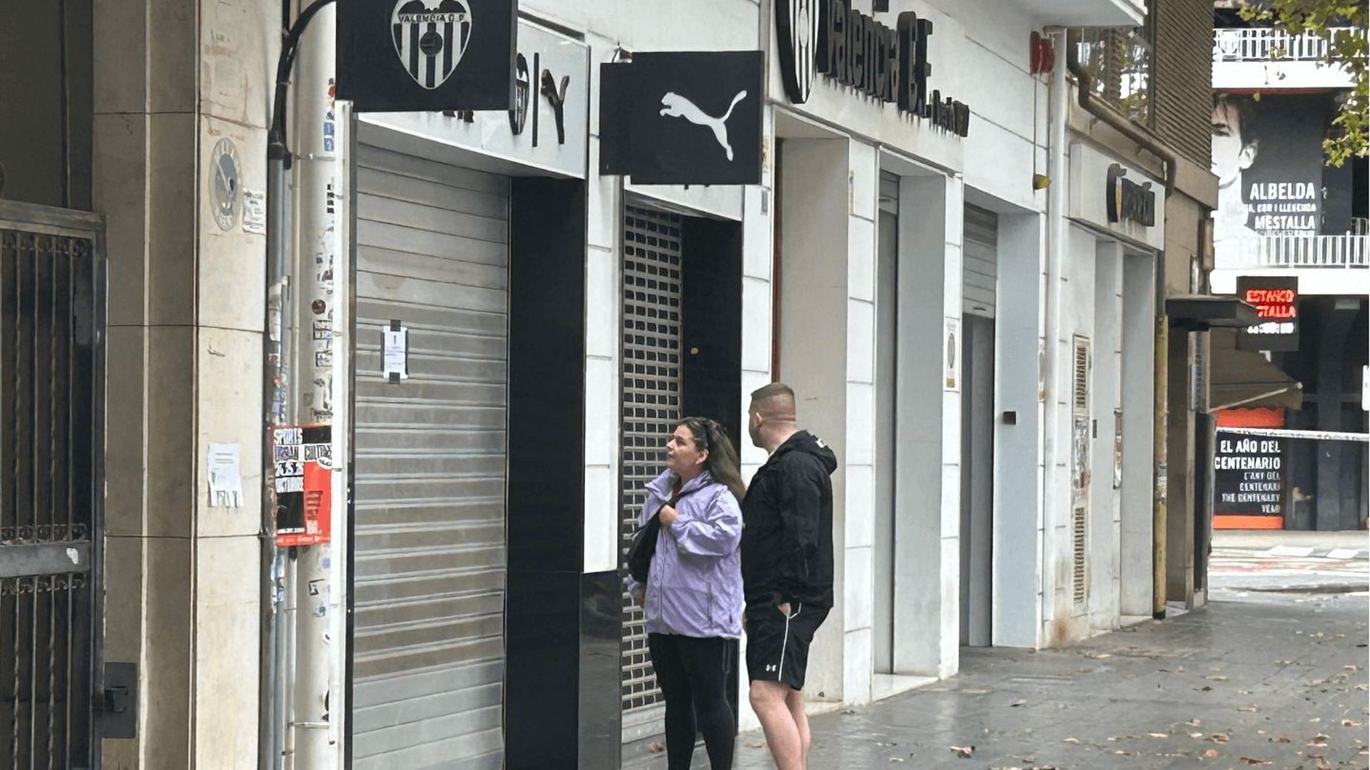el_valencia_cf_cerro_su_tienda_oficial_001.png