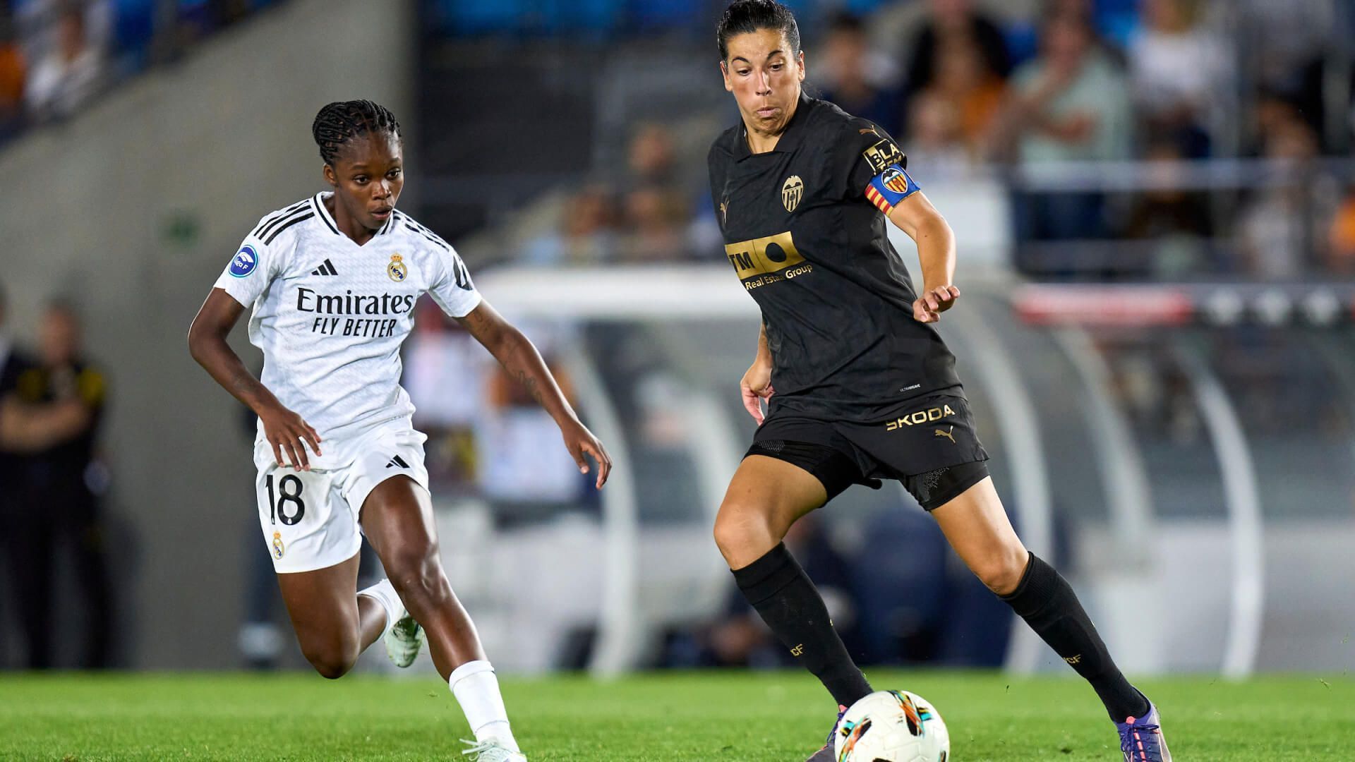 el_valencia_cf_femenino_se_despide_del_puchades_ante_el_real_madrid.jpg el_valencia_cf_femenino_se_despide_del_puchades_ante_el_real_madrid.jpg