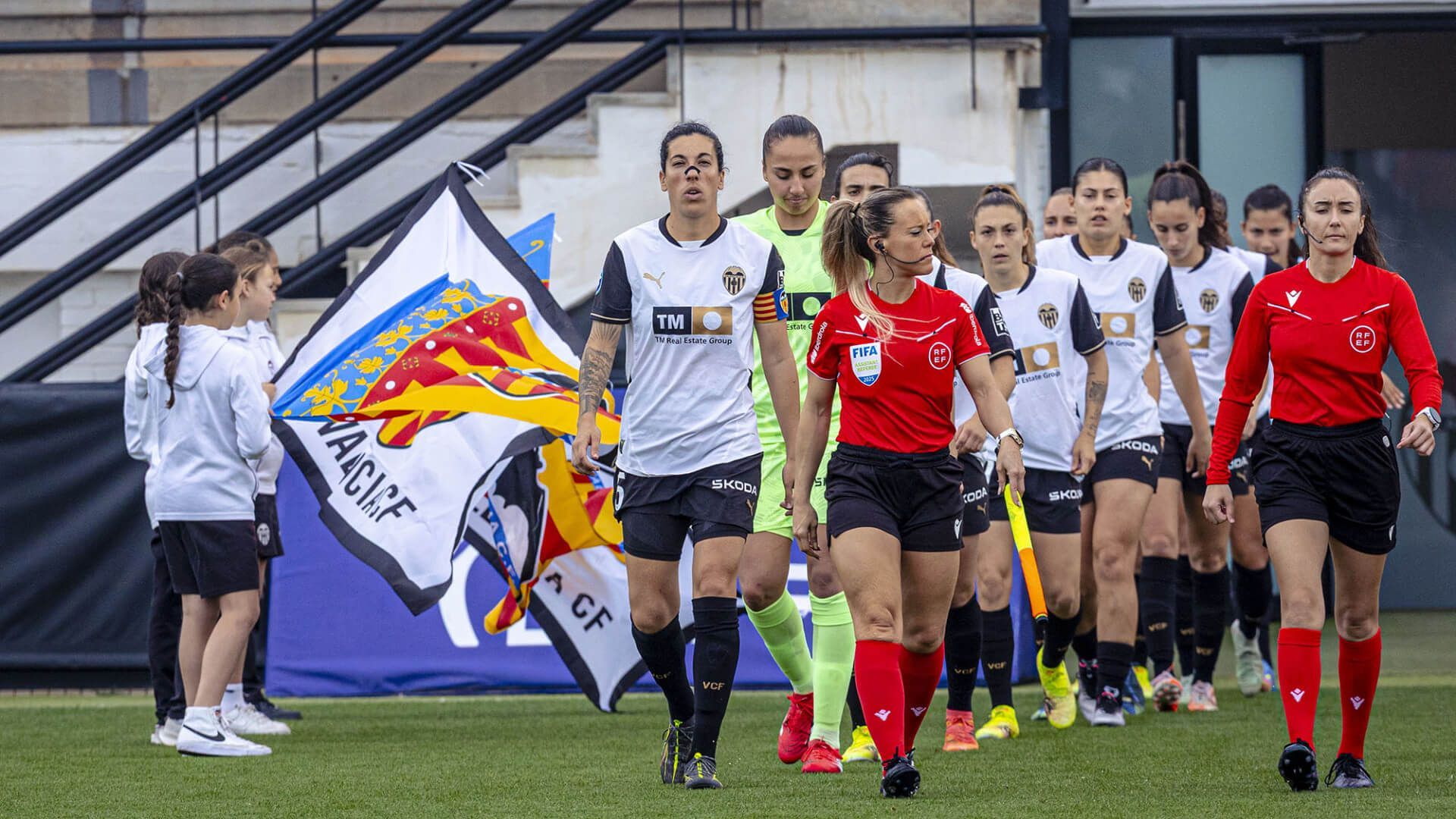 el_valencia_cf_femenino_sigue_dependiendo_de_si_mismo.jpg el_valencia_cf_femenino_sigue_dependiendo_de_si_mismo.jpg