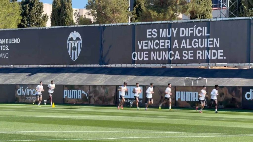 El Valencia CF vuelve al trabajo tras los dos días libres sin Gayà ni Yaremchuk
