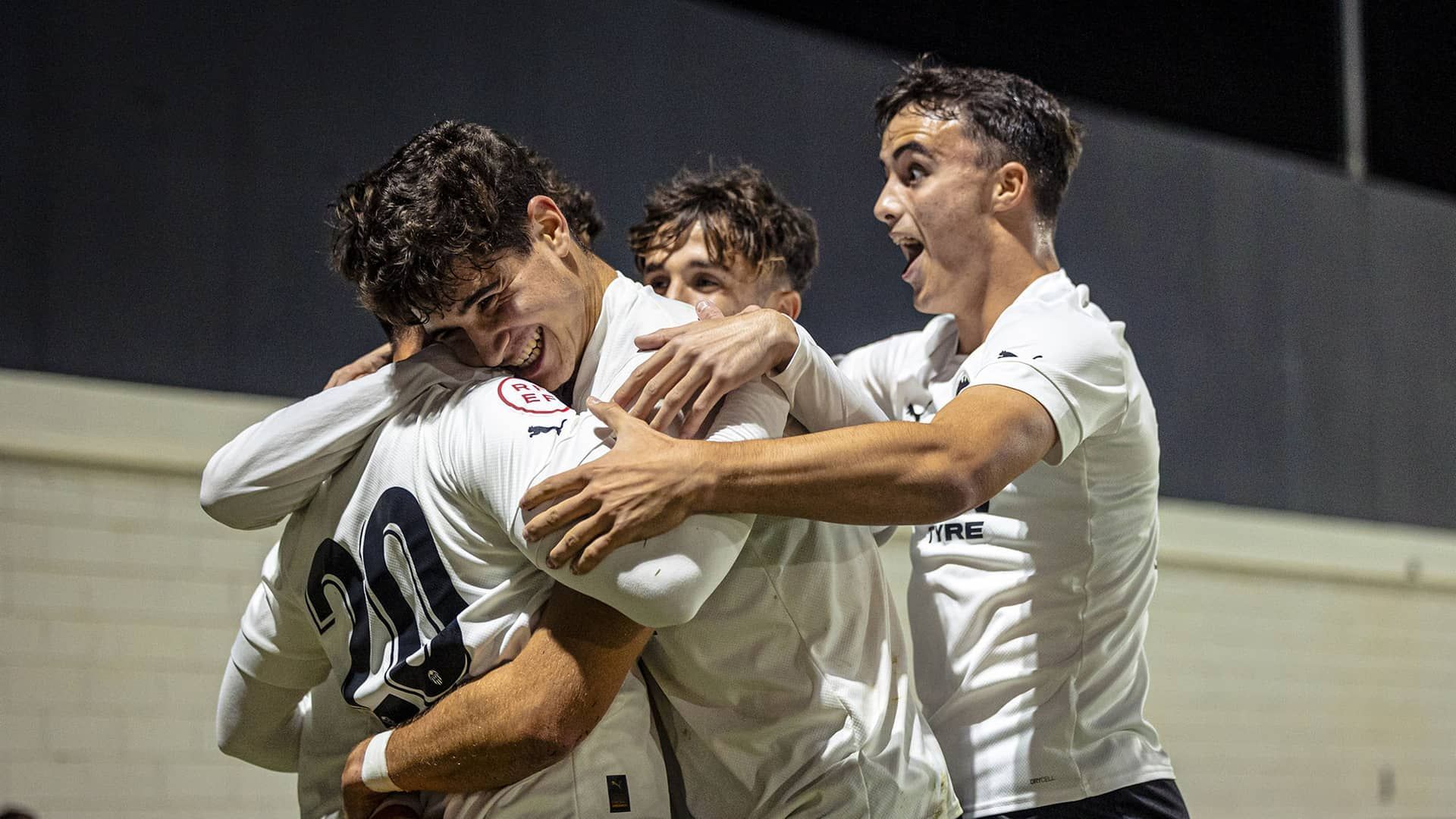 el_vcf_juvenil_a_gana_el_derbi_y_se_mete_en_octavos_de_copa_foto_vcf_002.jpeg