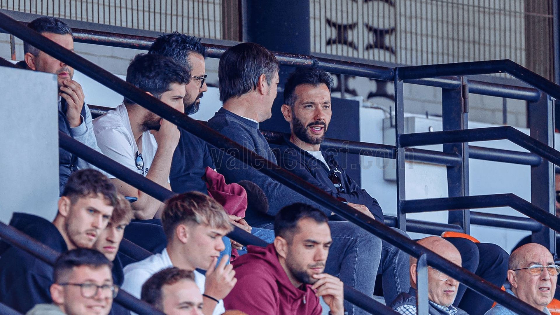 el_vcf_mestalla_cae_en_casa_con_carlos_corberan_como_testigo.png el_vcf_mestalla_cae_en_casa_con_carlos_corberan_como_testigo.png