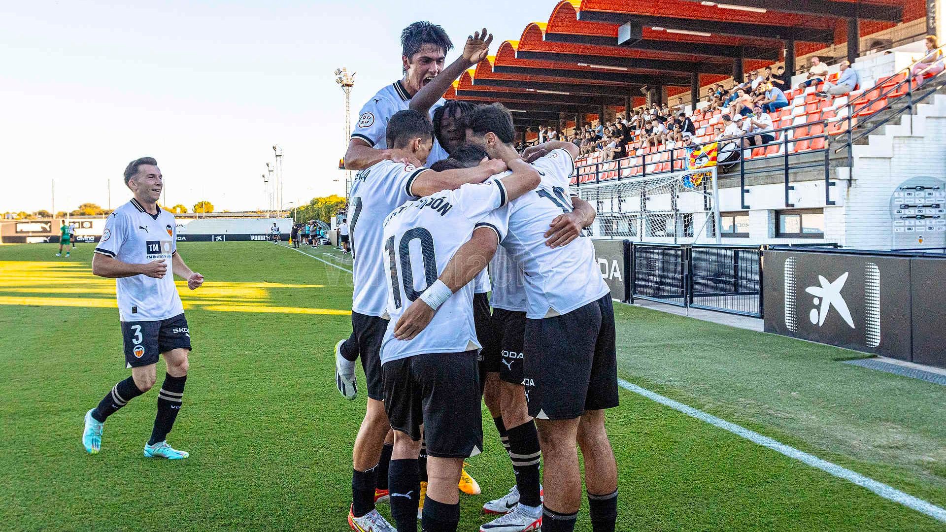 el_vcf_mestalla_se_la_juega_002.jpg