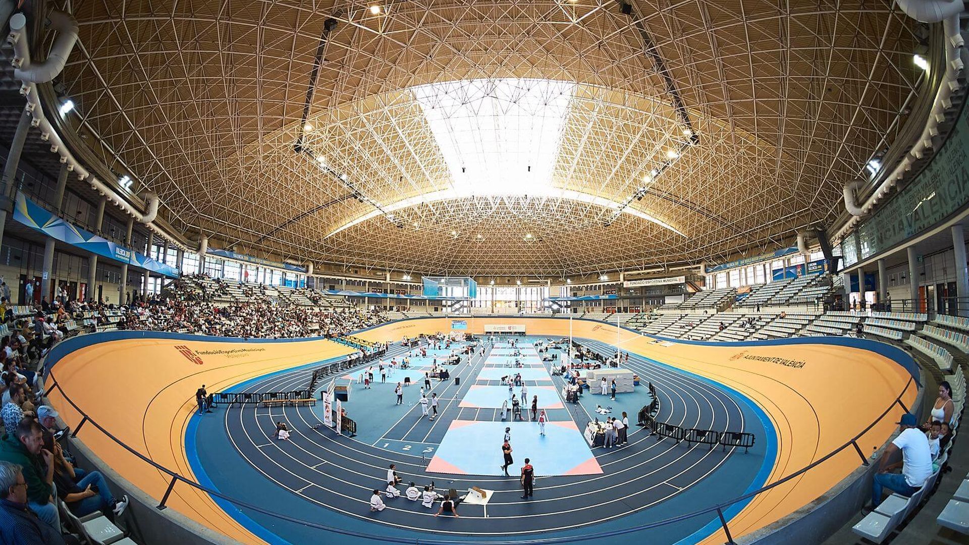 el_velodromo_luis_puig____vibra____con_el_xii_open_de_taekwondo_.jpeg