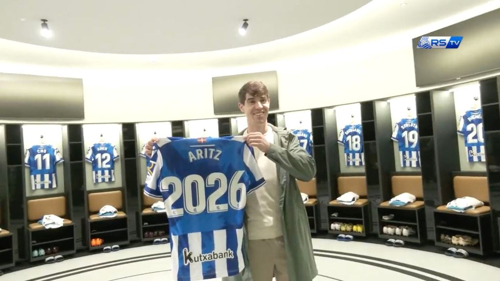 Entrevista a Aritz Elustondo tras renovar con la Real Sociedad hasta 2026