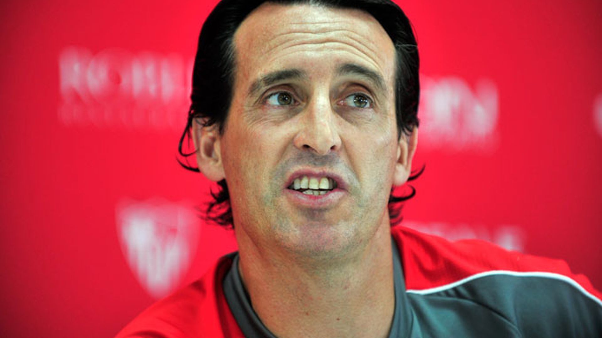 emeryprensasev2.jpg emeryprensasev2.jpg