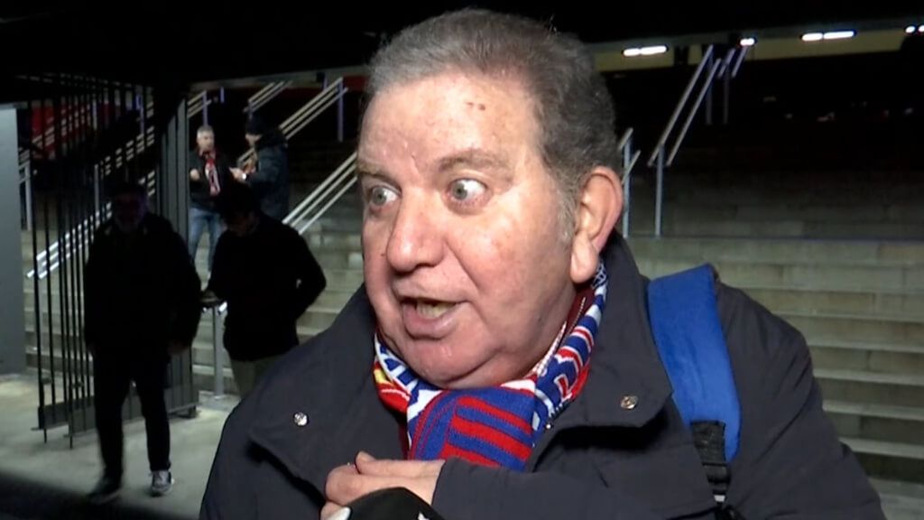 Los atléticos que se fueron antes del Metropolitano se enteran del segundo gol de Julián Álvarez