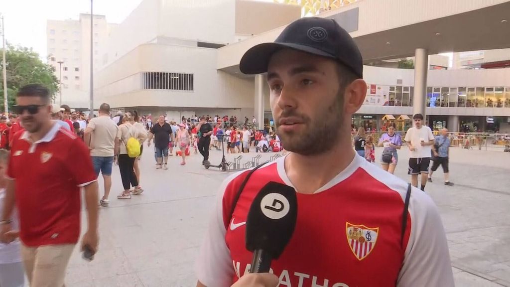 El sevillismo, ilusionado con Matías Almeyda, pone deberes a Antonio Cordón