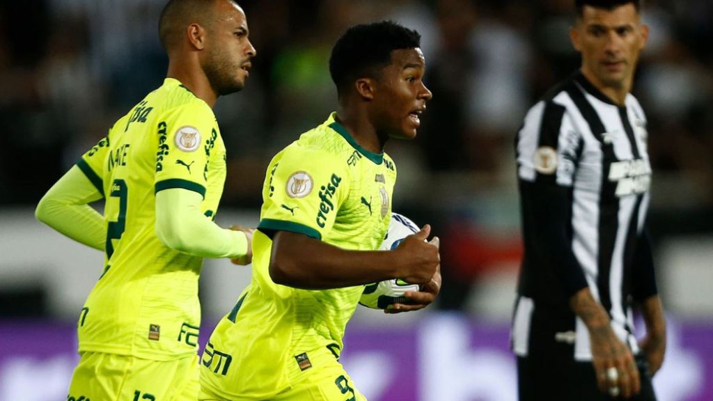 (Mediaset) Endrick ilusiona a los madridistas: el golazo a lo Ronaldo Nazario para remontar al Botafogo