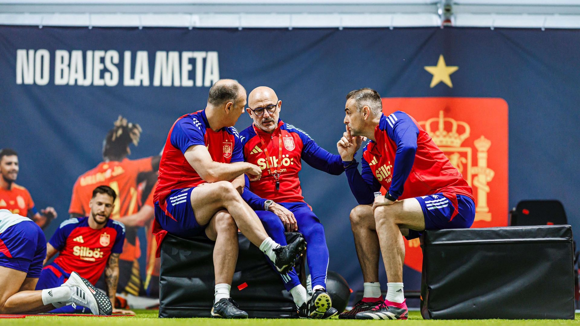 entrenamiento_de_la_seleccion_espanola_001.jpg entrenamiento_de_la_seleccion_espanola_001.jpg