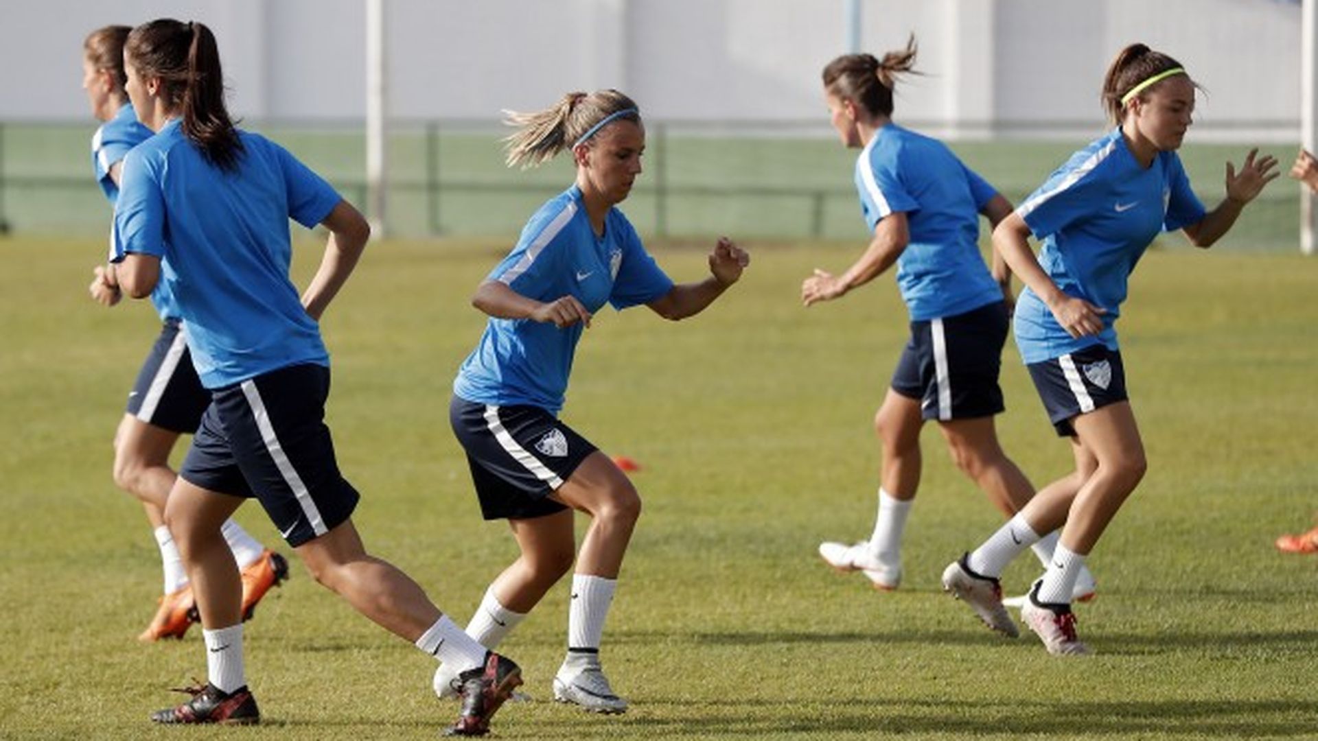entrenamiento_del_malaga_femenino.jpg
