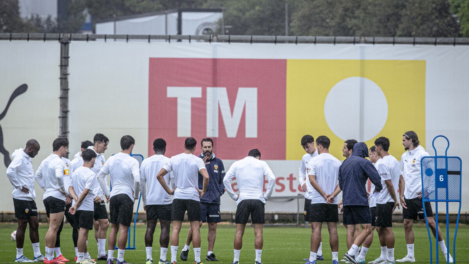 entrenamiento_del_martes_foto_valencia_cf.jpg
