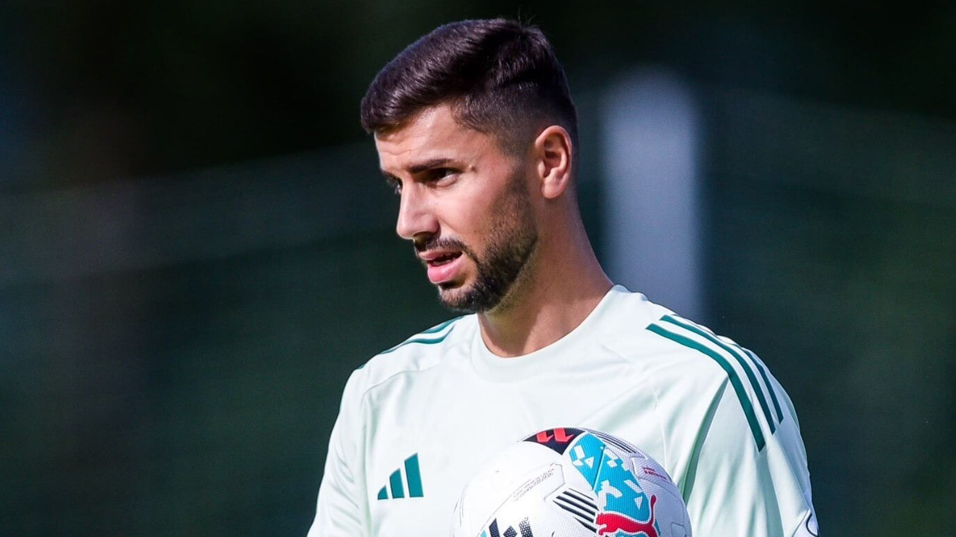 entrenamiento_del_real_oviedo.jpg entrenamiento_del_real_oviedo.jpg