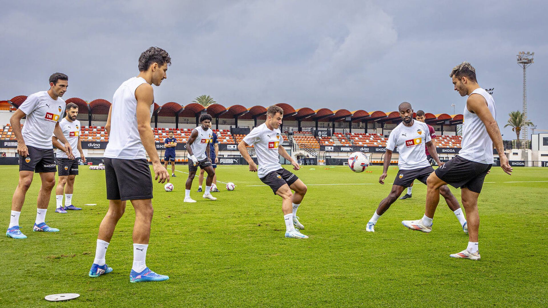 entrenamiento_del_valencia_cf_foto_vcf.jpg