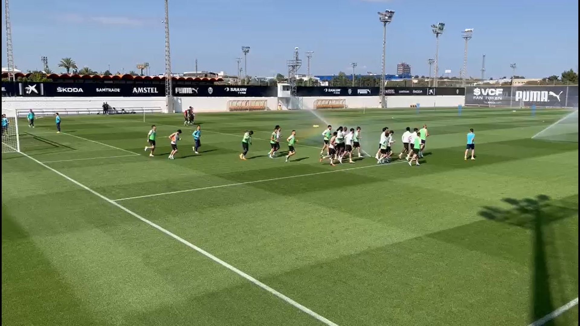 entrenamiento_del_valencia_previo_al_derbi_001.png