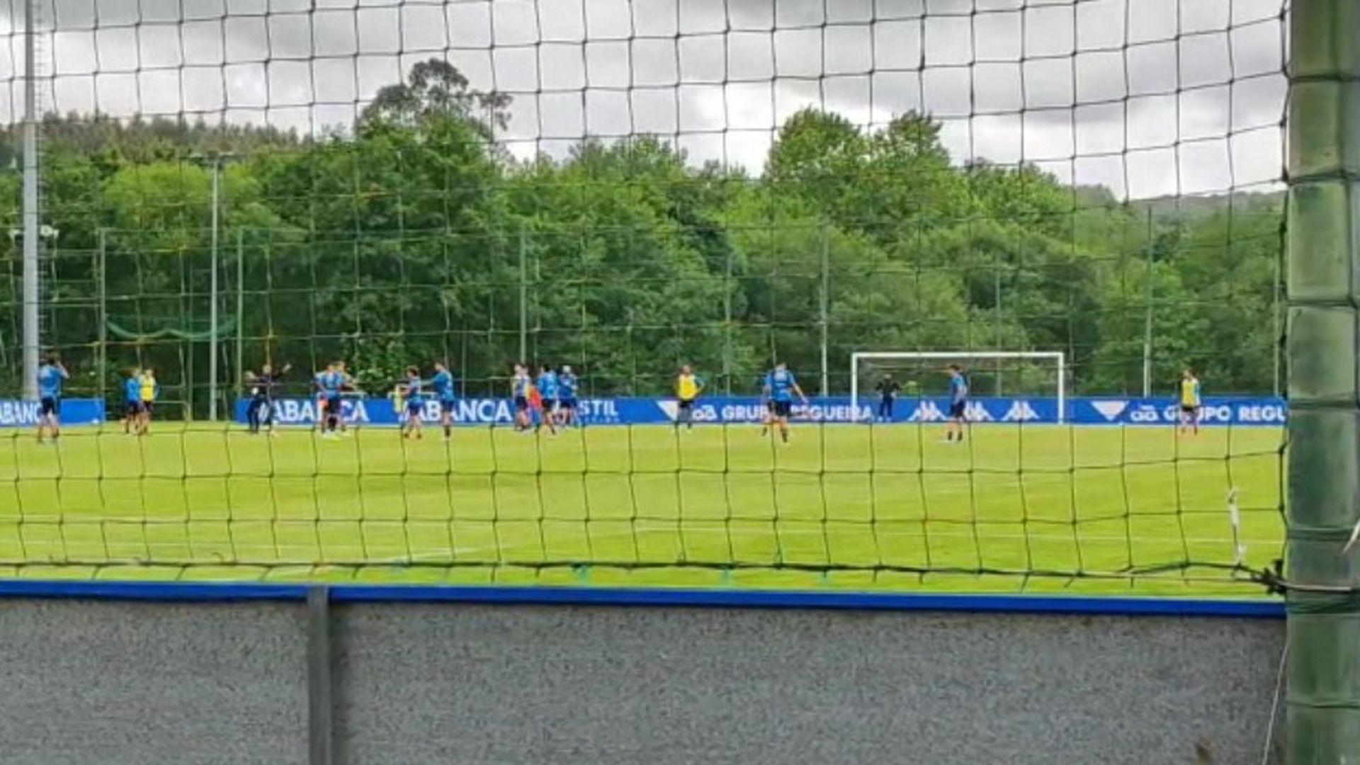 entrenamiento_depor_001.jpg entrenamiento_depor_001.jpg