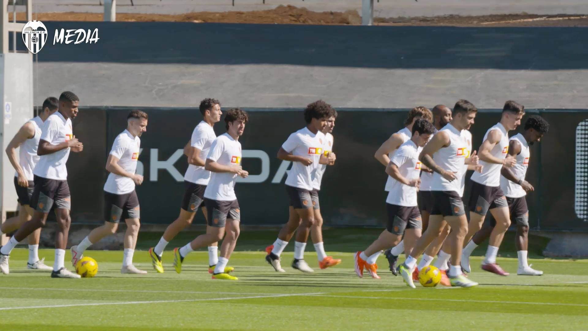 entrenamiento_valencia.jpg entrenamiento_valencia.jpg