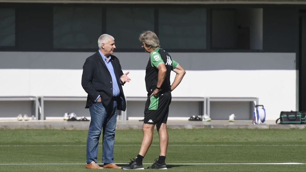 Seguimiento a Antonio Cordón en el entrenamiento del Betis tras anunciarse su salida del club