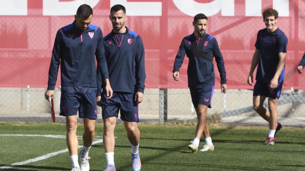 Entrenamiento del Sevilla previo al partido frente al Getafe (18 de marzo 2023)