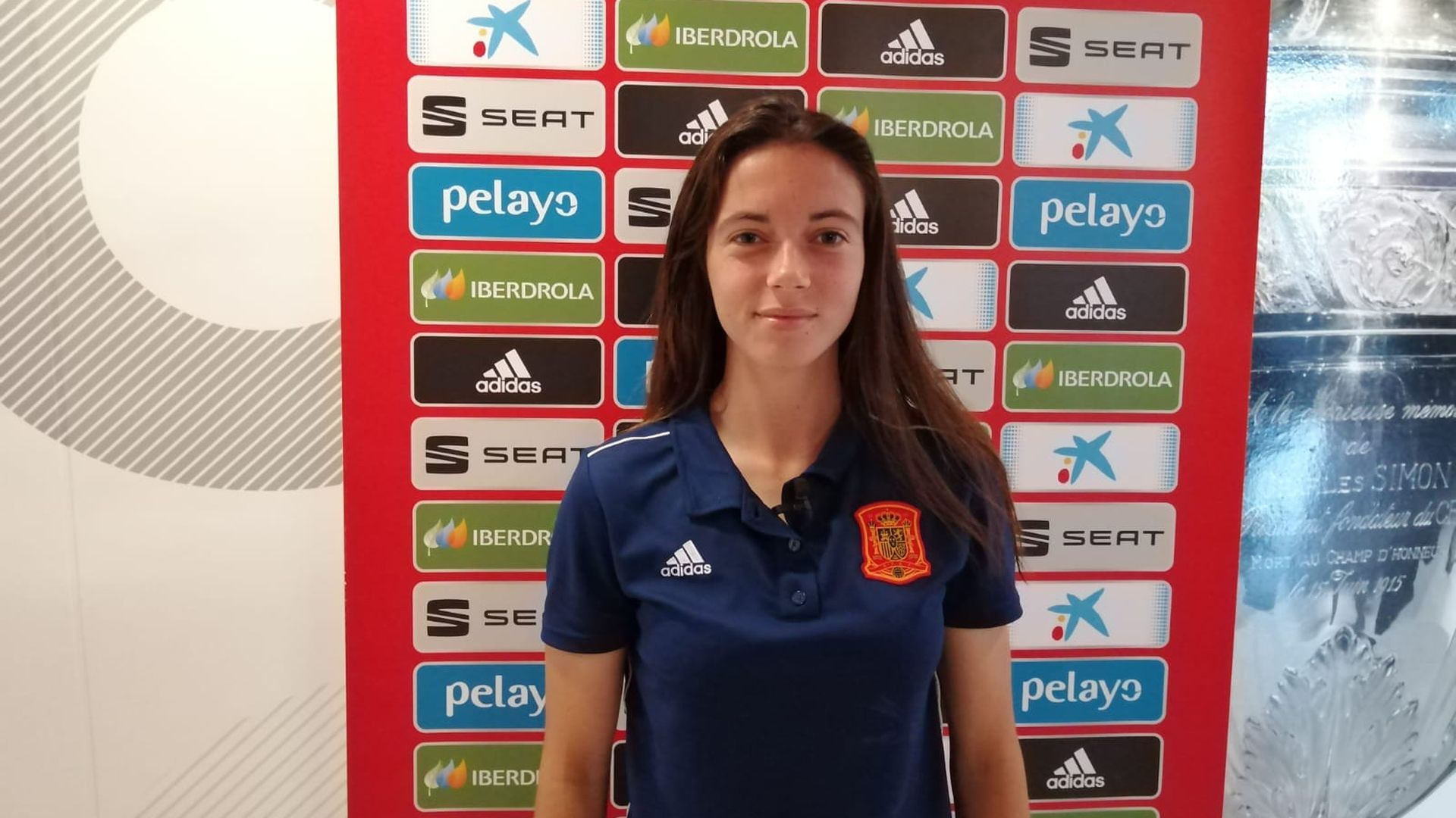 entrevista_a_aitana_bonmati_en_eldesmarque_001.jpeg entrevista_a_aitana_bonmati_en_eldesmarque_001.jpeg