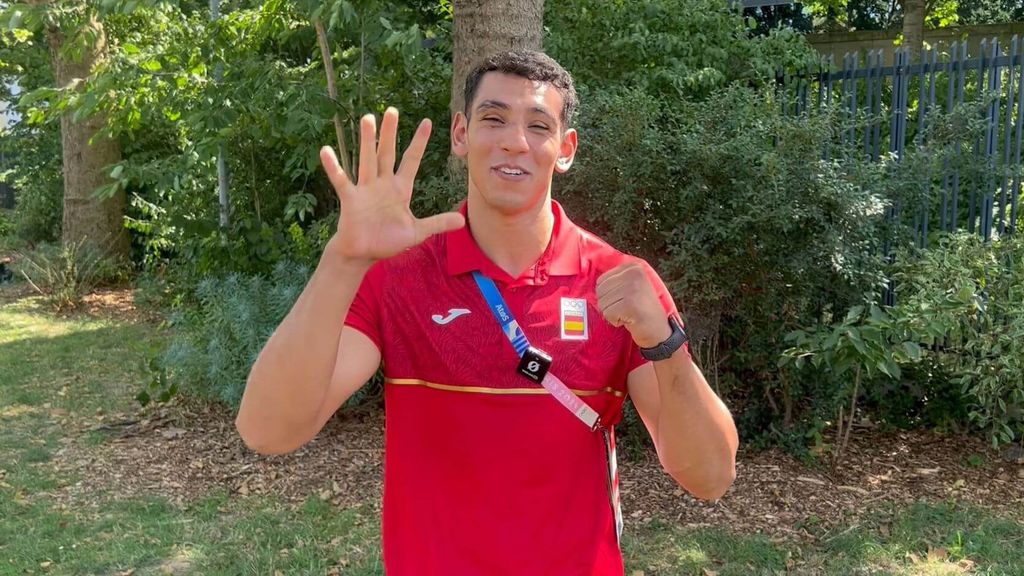 Entrevista con Ayoub Ghadfa tras hacer historia para el boxeo español con su final en los Juegos Olímpicos