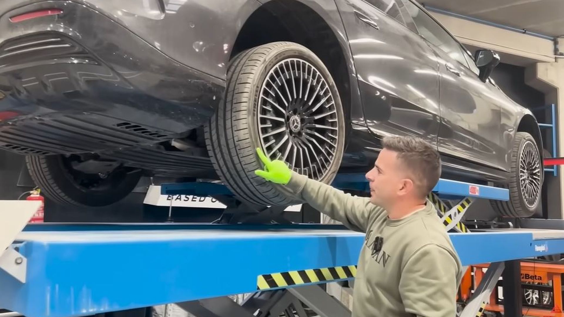 errejpg_001.JPG errejpg_001.JPG