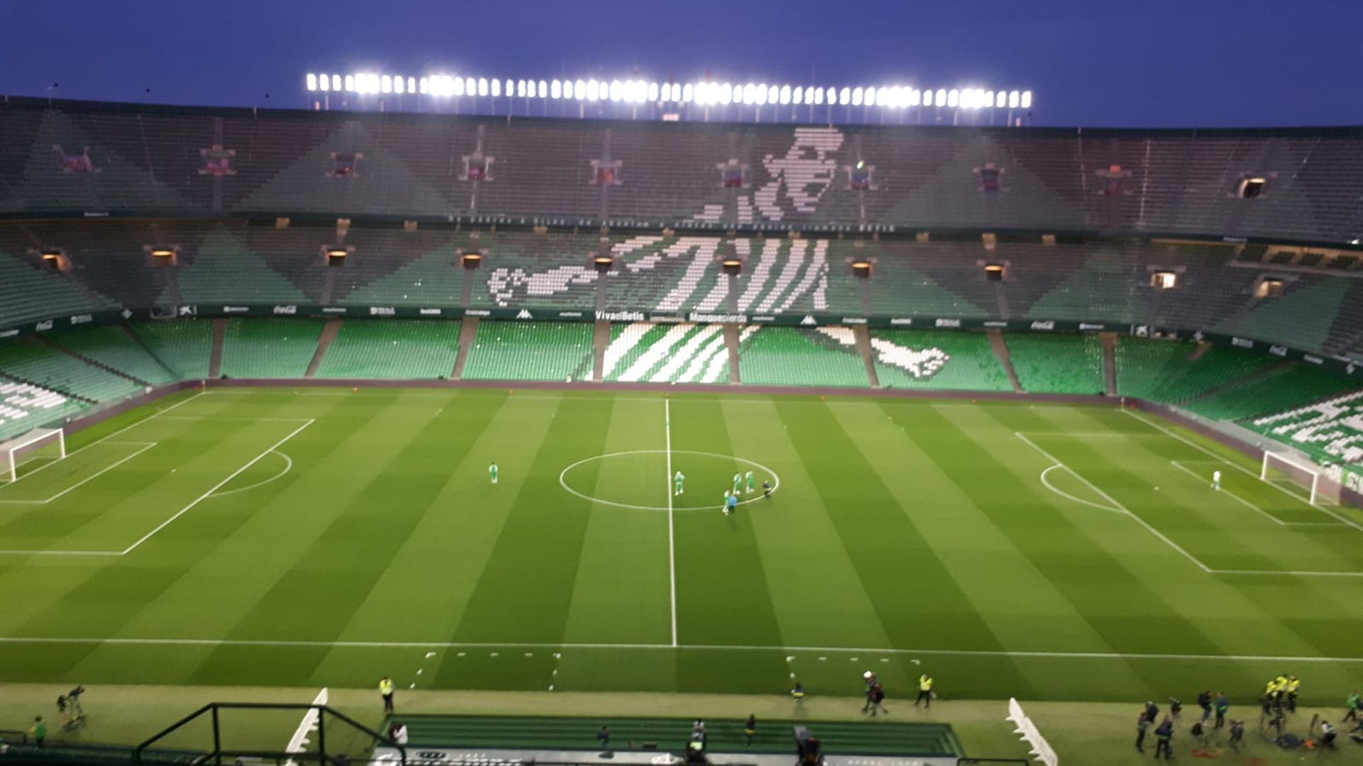 estaadio1jpg_001.jpg estaadio1jpg_001.jpg