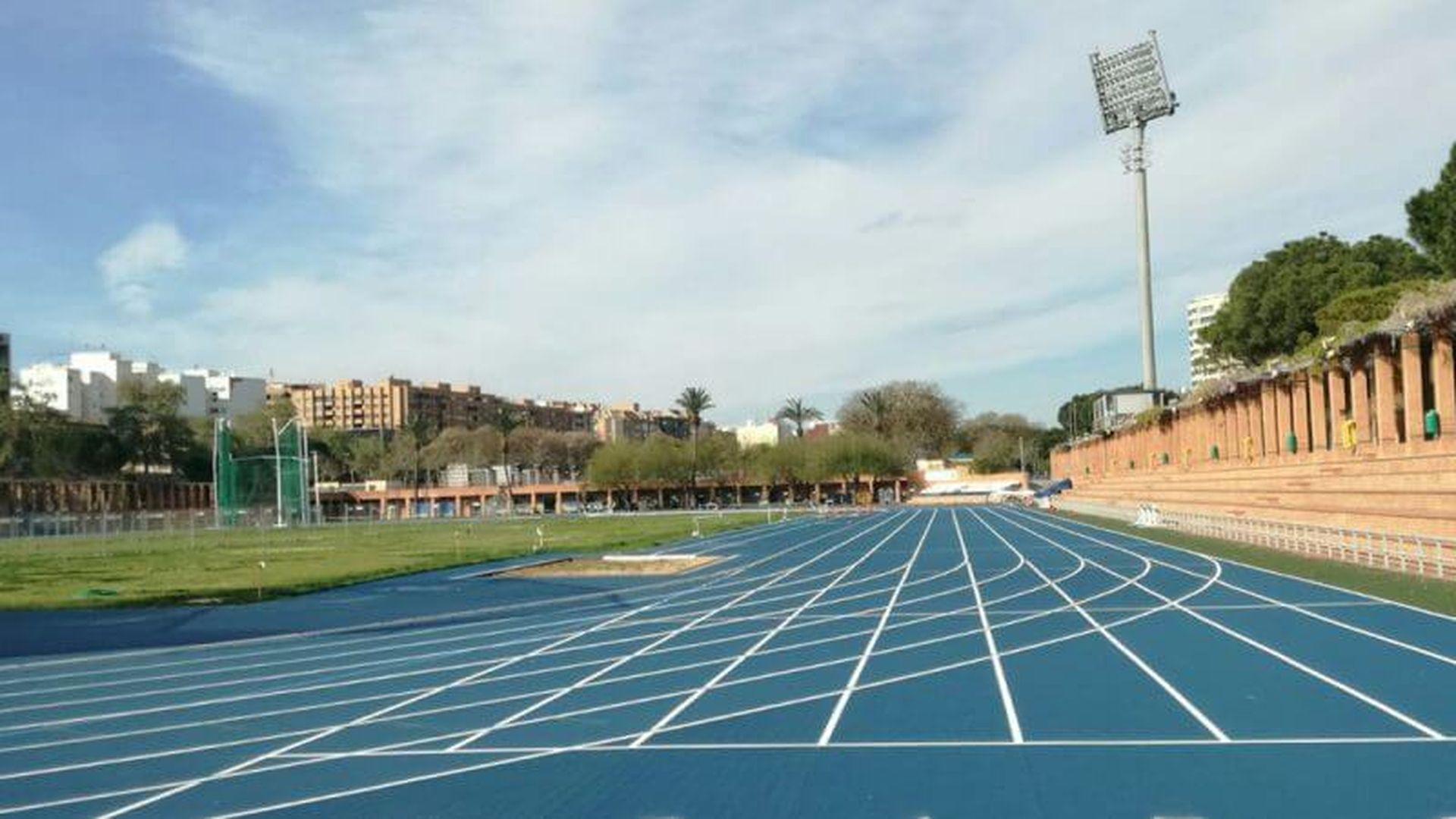 estadio_atletismo_estadio_del_turia_002.jpg