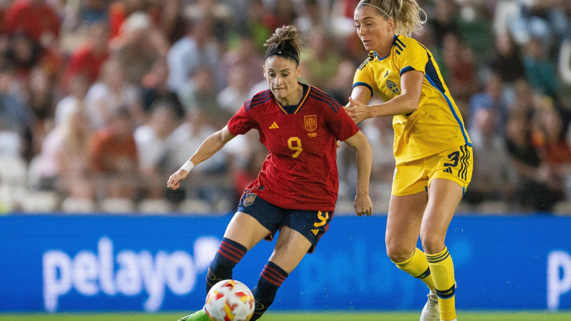 esther_gonzalez_durante_el_espana_suecia_foto_cordon_press__001.jpg esther_gonzalez_durante_el_espana_suecia_foto_cordon_press__001.jpg