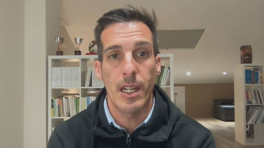 (Mediaset) Estrada Fernández confirma la existencia de una tercera sala del VAR