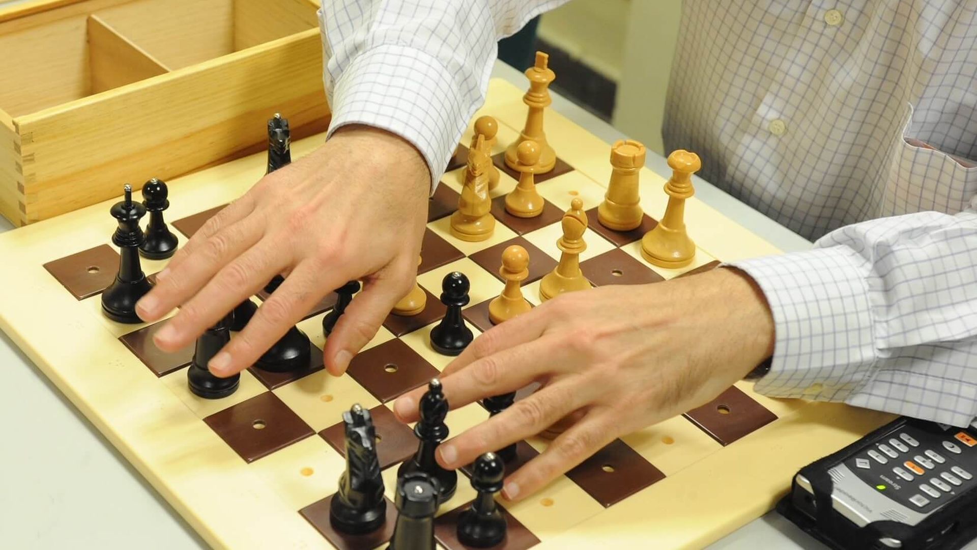 europapress_4087221_tablero_ajedrez_personas_invidentesjpg.jpg europapress_4087221_tablero_ajedrez_personas_invidentesjpg.jpg