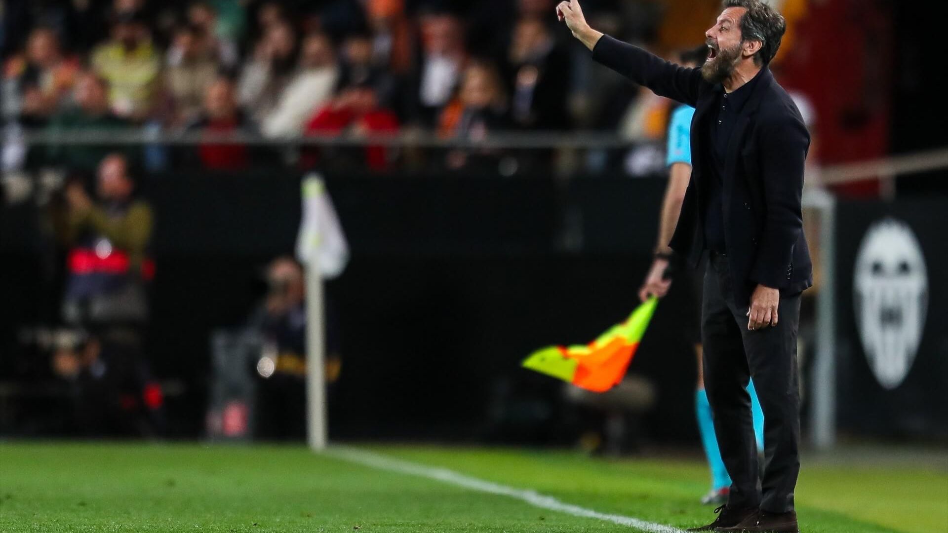 europapress_5765876_quique_sanchez_flores_head_coach_of_sevilla_gestures_during_the_sp.jpg europapress_5765876_quique_sanchez_flores_head_coach_of_sevilla_gestures_during_the_sp.jpg