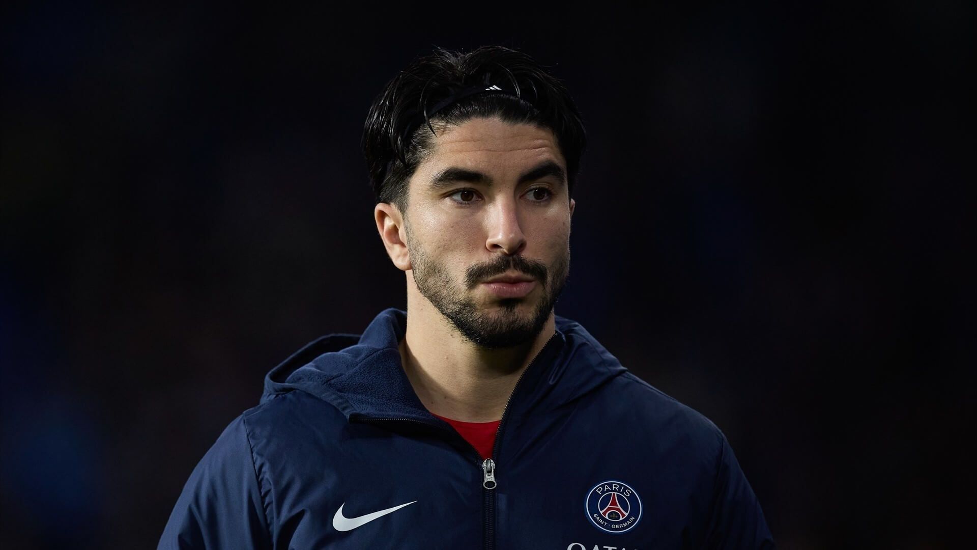 europapress_5805203_carlos_soler_of_paris_saint_germain_looks_on_prior_to_the_uefa_cha.jpg europapress_5805203_carlos_soler_of_paris_saint_germain_looks_on_prior_to_the_uefa_cha.jpg